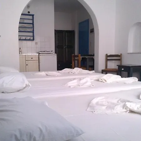 Pelagos Aparthotel