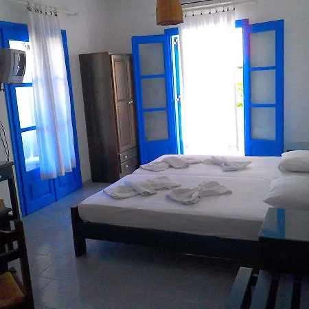 Pelagos Aparthotel 4*